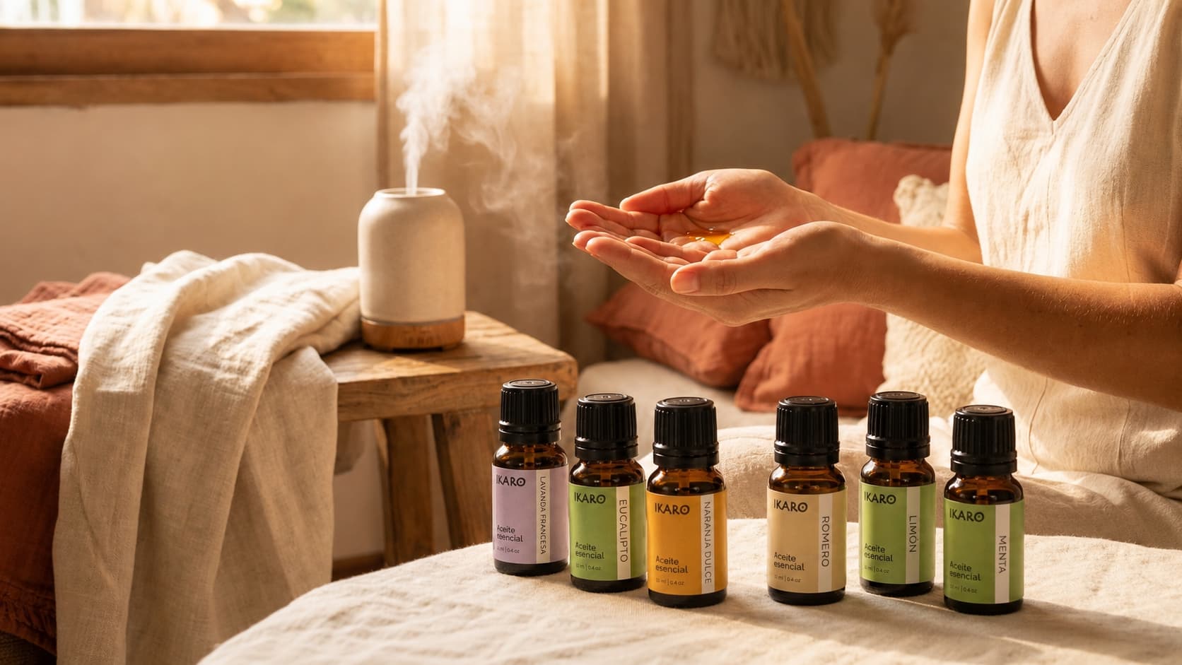 Aceites esenciales naturales IKARO en Perú – frascos de aromaterapia en primer plano